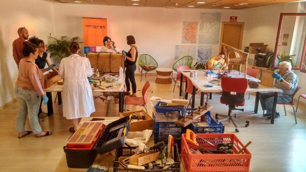 Distrito de Vicálvaro: actividad de Reciclaje